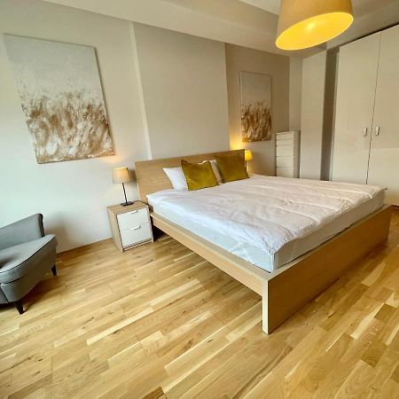 Boutique Apartments - Old Town 120M2 - Private Underground Parking - Wrocław Kültér fotó